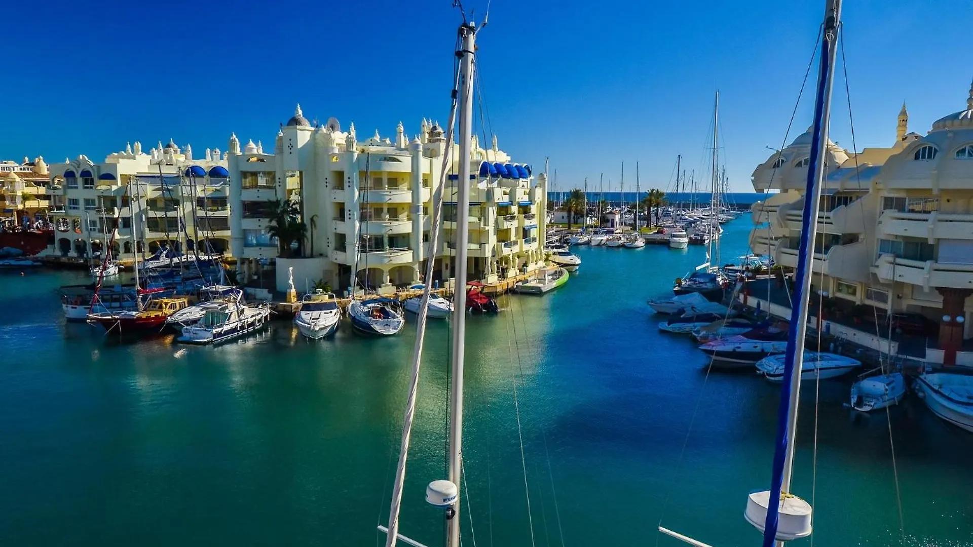 714 Iris Apartamento - Vista Al Mar - Cerca De Tren, Restaurantes, Tiendas - Playa A 10 Min Caminando Benalmádena España